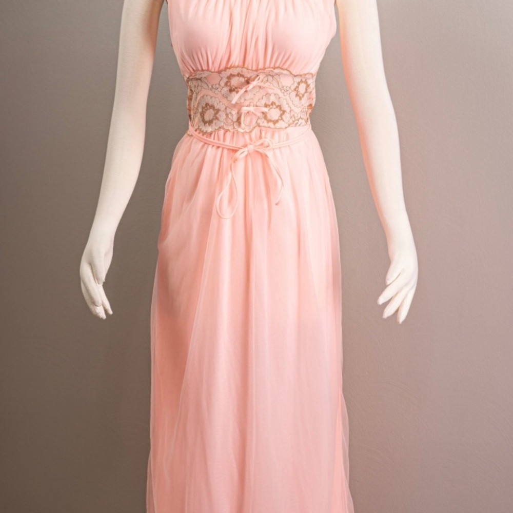 Lovely Vintage Pink 60s Empire Waisted Double Layer Nylon Nightgown, Lace Waist
